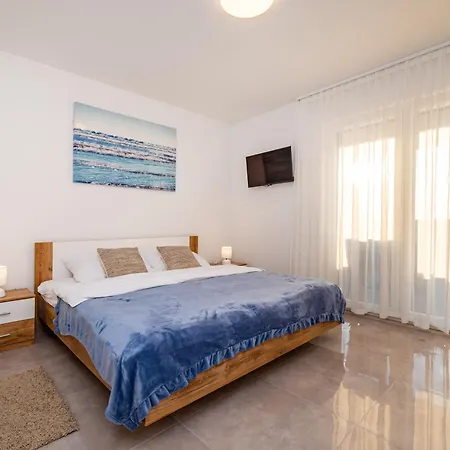 Daire Ilux-3 Novigrad (Dalmatia)